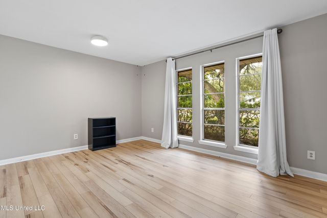 831 Graveline Road, Gautier, MS 39553