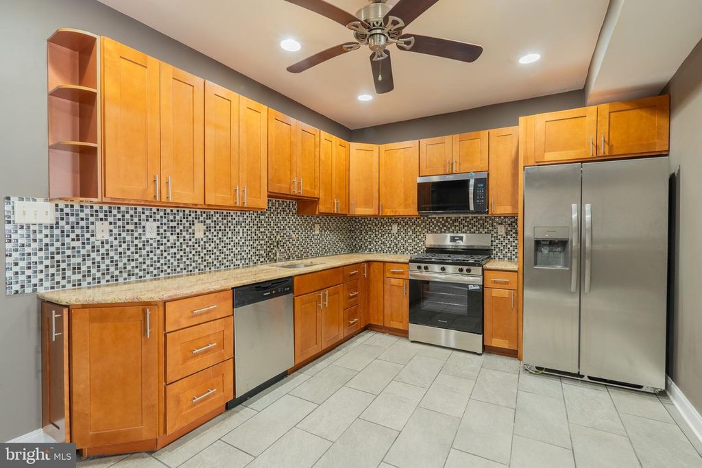 4630 EDMUND ST, Philadelphia, PA 19124