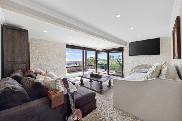 8 Monarch Bay Drive, Dana Point, CA 92629