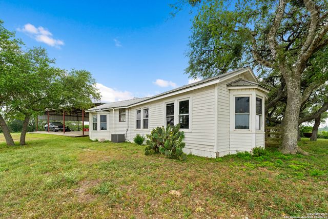 10801 County Road 116, Kenedy, TX 78119