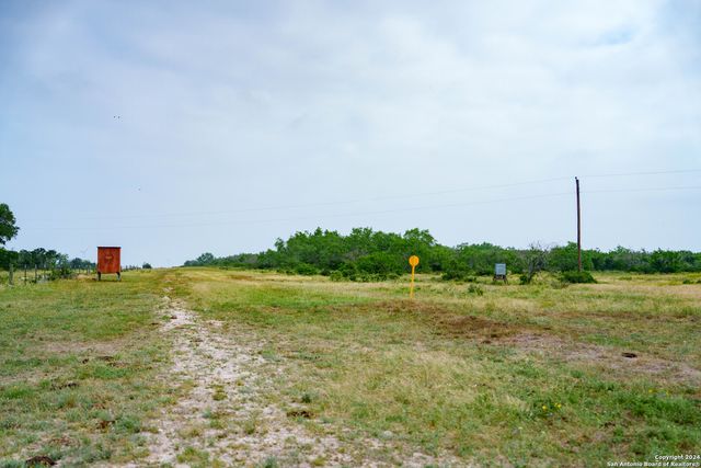 10801 County Road 116, Kenedy, TX 78119