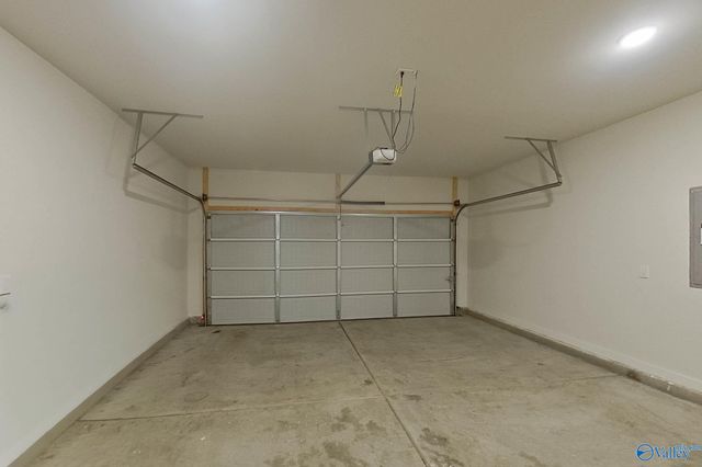 7210 Chatfield Way, Huntsville, AL 35806