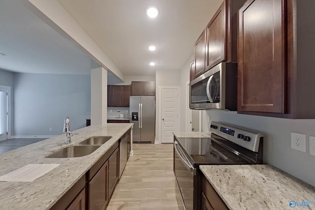 7210 Chatfield Way, Huntsville, AL 35806