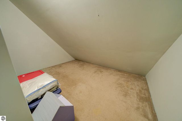 9144 E Hoxie Road, Cedar, MI 49621