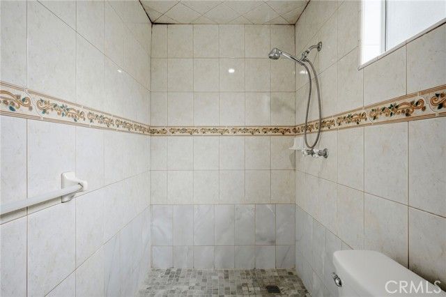 1420 Glenshaw Avenue, La Puente, CA 91744