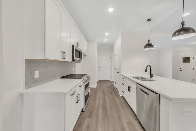 13 Wolfsbridge Loop, Cabot, AR 72023