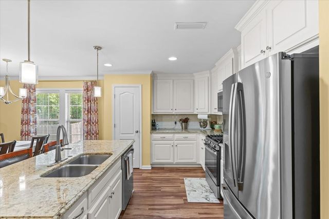 203 Pepperridge Road, Dothan, AL 36301