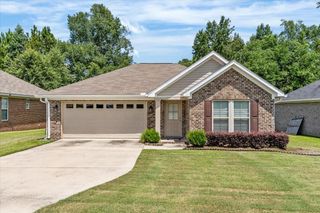 203 Pepperridge Road, Dothan, AL 36301