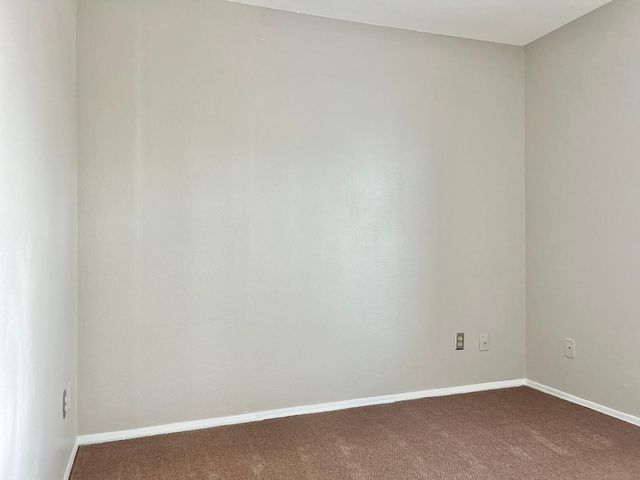 6143 W Del Rio Street, Chandler, AZ 85226