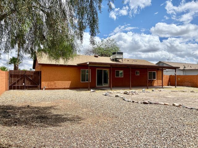 6143 W Del Rio Street, Chandler, AZ 85226