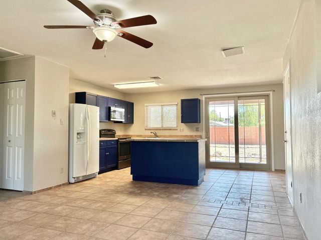 6143 W Del Rio Street, Chandler, AZ 85226
