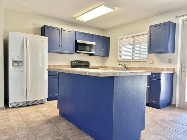 6143 W Del Rio Street, Chandler, AZ 85226
