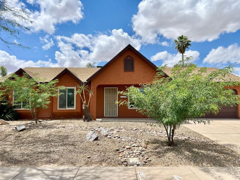 6143 W Del Rio Street, Chandler, AZ 85226