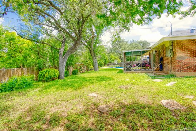 8715 Oak Ledge, San Antonio, TX 78217