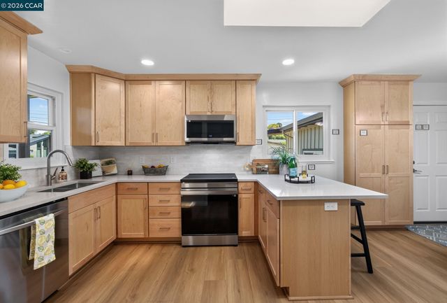 4352 Cheltenham Ct, Concord, CA 94521