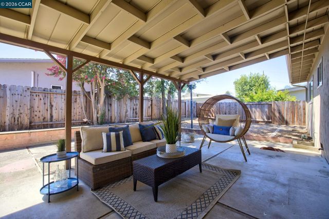 4352 Cheltenham Ct, Concord, CA 94521