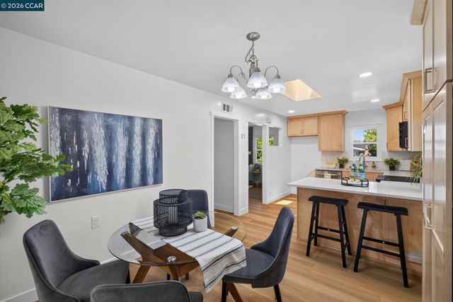 4352 Cheltenham Ct, Concord, CA 94521