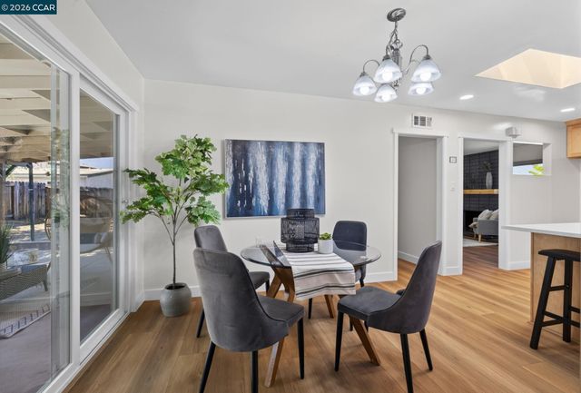 4352 Cheltenham Ct, Concord, CA 94521