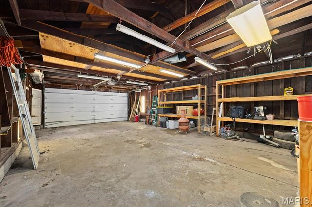 2911 Fredericka Street, Belleville, IL 62226