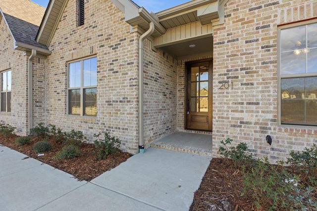 219 Edgewood Circle, Little Rock, AR 72223