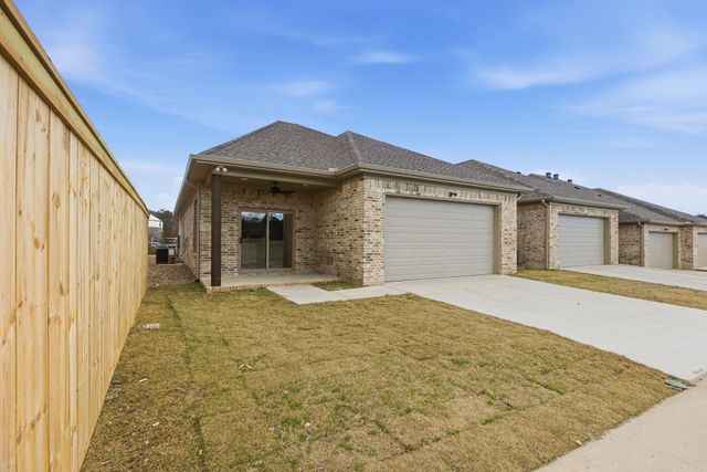 219 Edgewood Circle, Little Rock, AR 72223