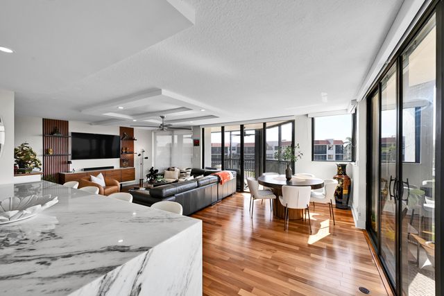 800 Jeffery Street 411, Boca Raton, FL 33487