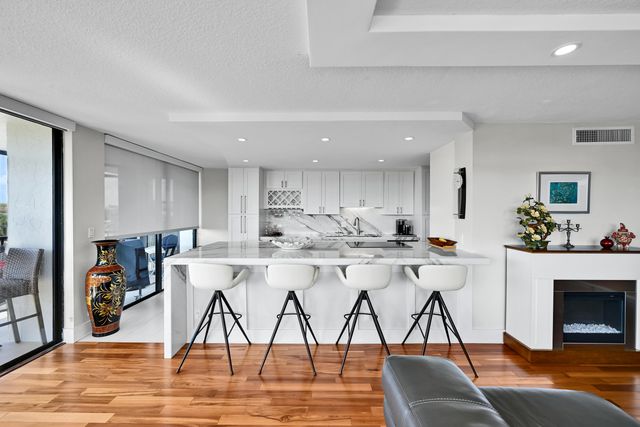 800 Jeffery Street 411, Boca Raton, FL 33487