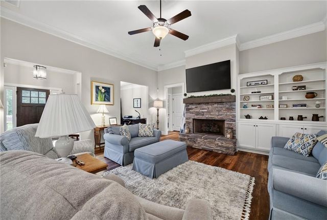 2465 St Martin Way, Monroe, GA 30656