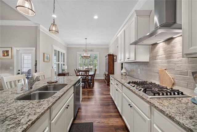 2465 St Martin Way, Monroe, GA 30656