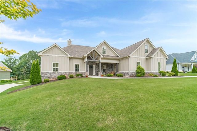 2465 St Martin Way, Monroe, GA 30656