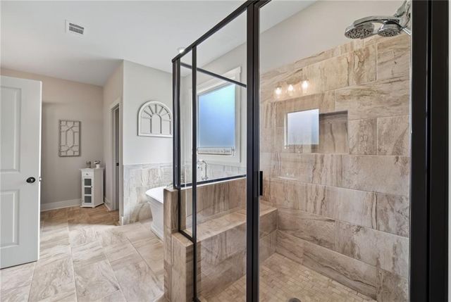 2465 St Martin Way, Monroe, GA 30656
