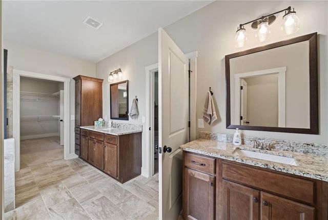 2465 St Martin Way, Monroe, GA 30656