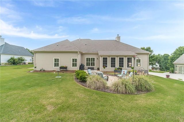 2465 St Martin Way, Monroe, GA 30656