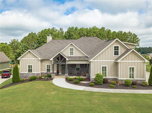 2465 St Martin Way, Monroe, GA 30656