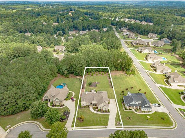 2465 St Martin Way, Monroe, GA 30656