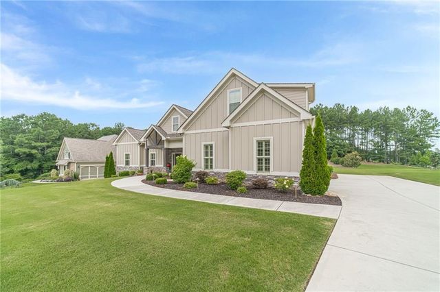 2465 St Martin Way, Monroe, GA 30656