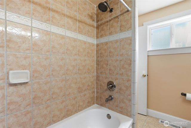 29126 39th Avenue S, Auburn, WA 98001