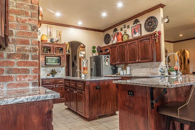 12600 SW 58th Street, Mustang, OK 73064