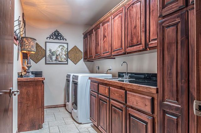 12600 SW 58th Street, Mustang, OK 73064