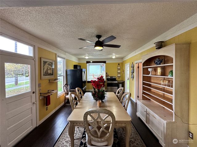 834 E 4th Street, Port Angeles, WA 98362