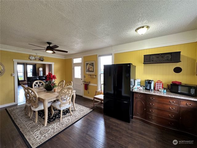 834 E 4th Street, Port Angeles, WA 98362