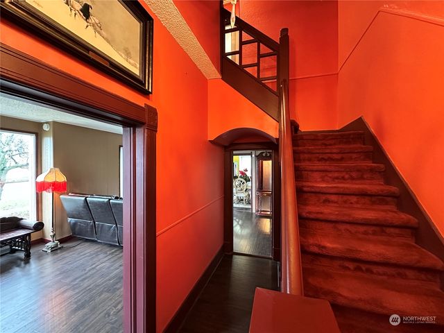 834 E 4th Street, Port Angeles, WA 98362