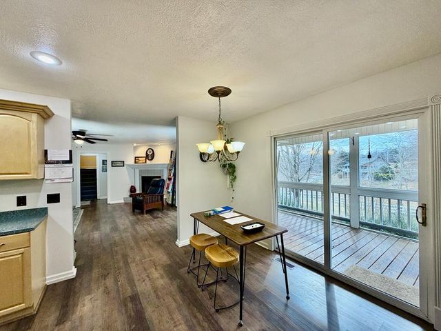 20 Deerbrook, Hayesville, NC 28904