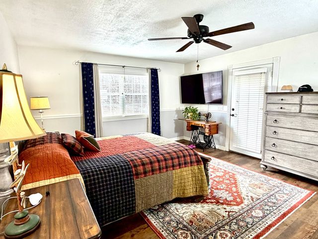 20 Deerbrook, Hayesville, NC 28904