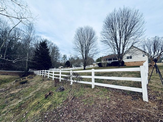 20 Deerbrook, Hayesville, NC 28904