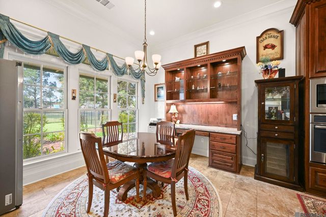 2631 Tiger Crossing Dr, Baton Rouge, LA 70810