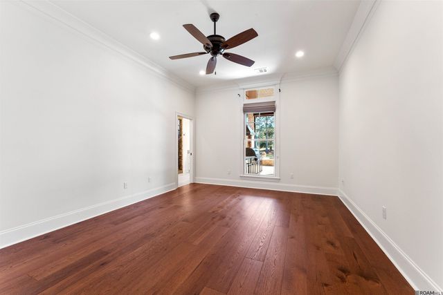 2631 Tiger Crossing Dr, Baton Rouge, LA 70810