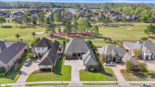 2631 Tiger Crossing Dr, Baton Rouge, LA 70810