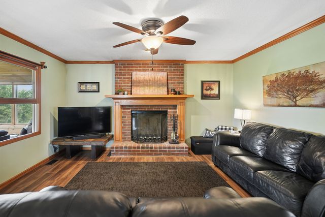 808 W 59th Street, Davenport, IA 52806