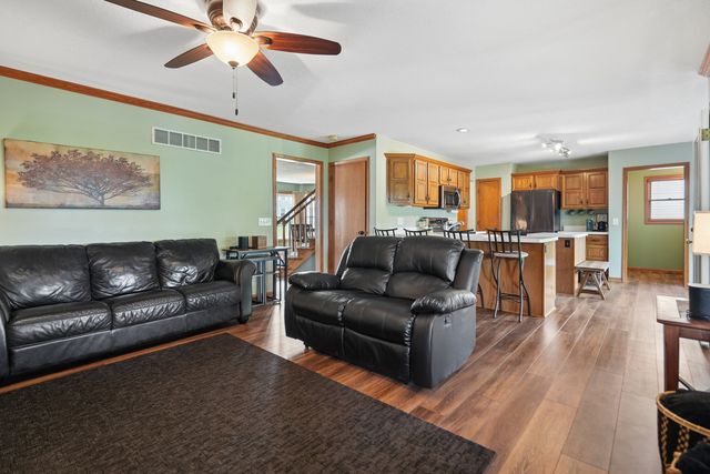 808 W 59th Street, Davenport, IA 52806